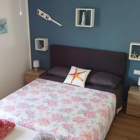 فندق مبيت وإفطار Relax Gonone كالا غونوني